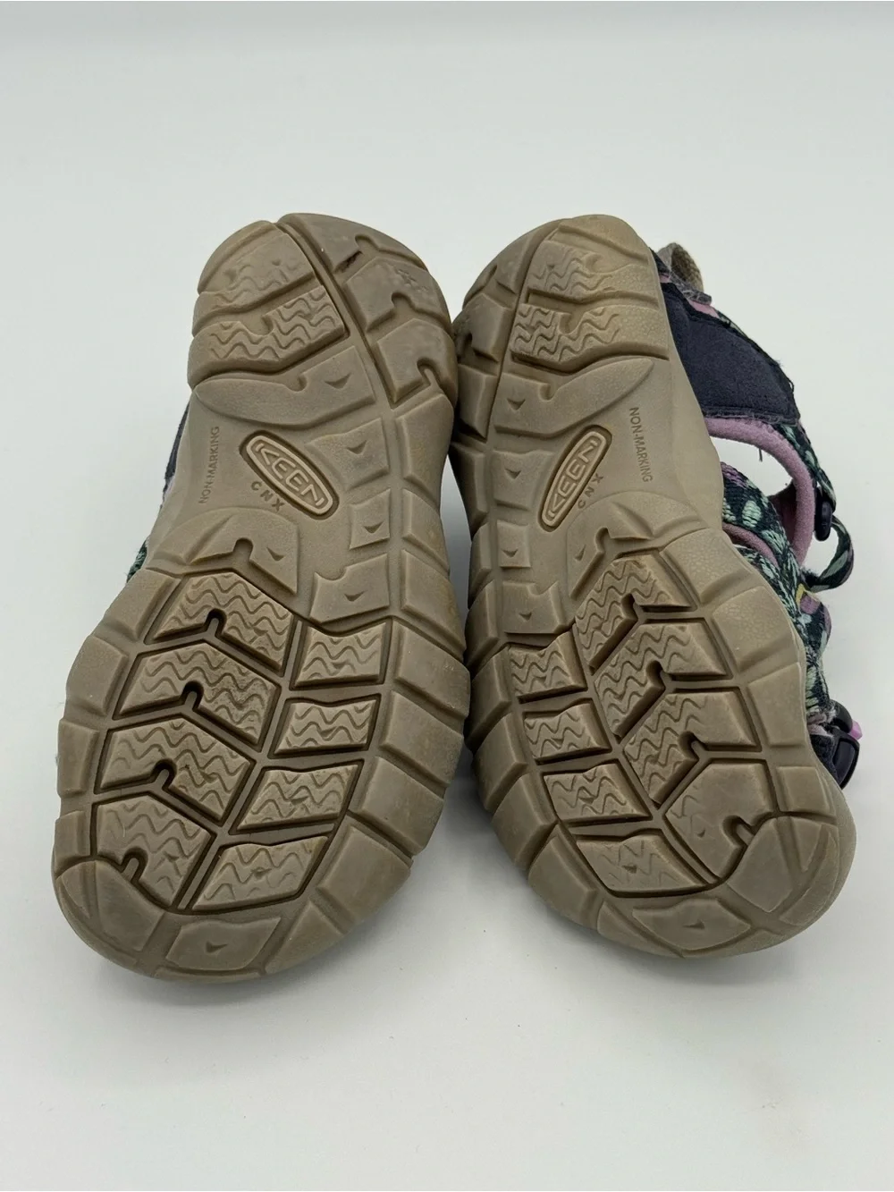 Keen good use outdoor